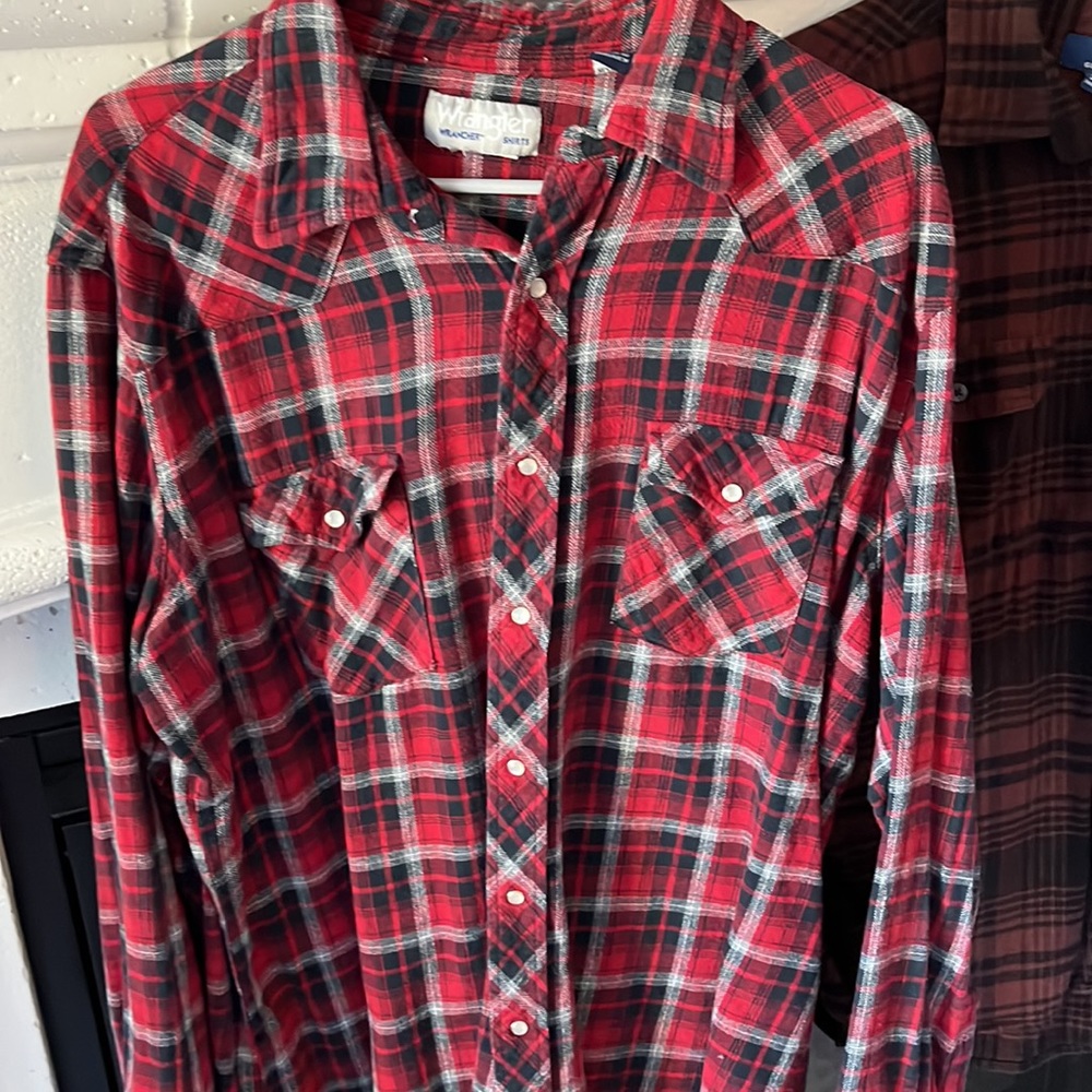 Flannel bundle - Picture 2 of 8